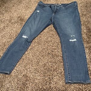 Levi's Distressed Blue Skinny Jeans